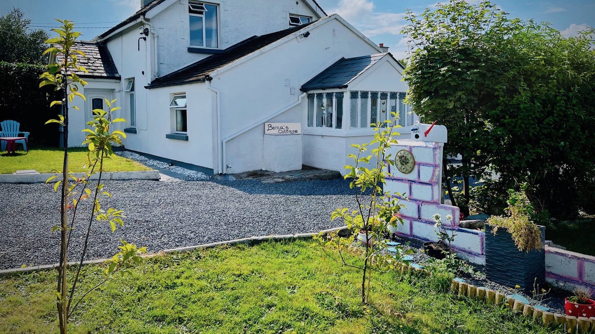 Bunclody Cottage | 3-bedroom cottage rental in Bunclody (up to 5 guests)