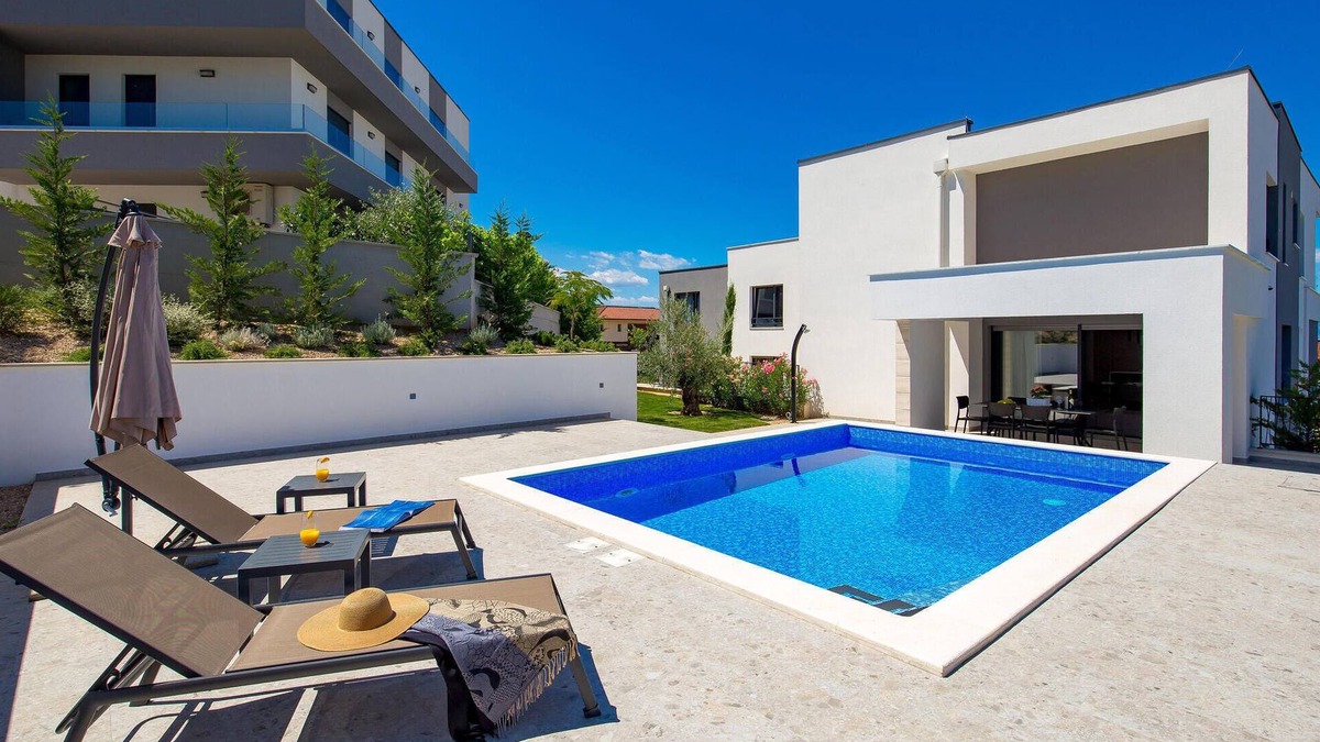 Zidarici Apartment | 3 bedroom cozy apartment in Malinska