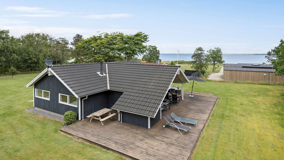 Hojslev House | 3 bedroom cozy home in Højslev