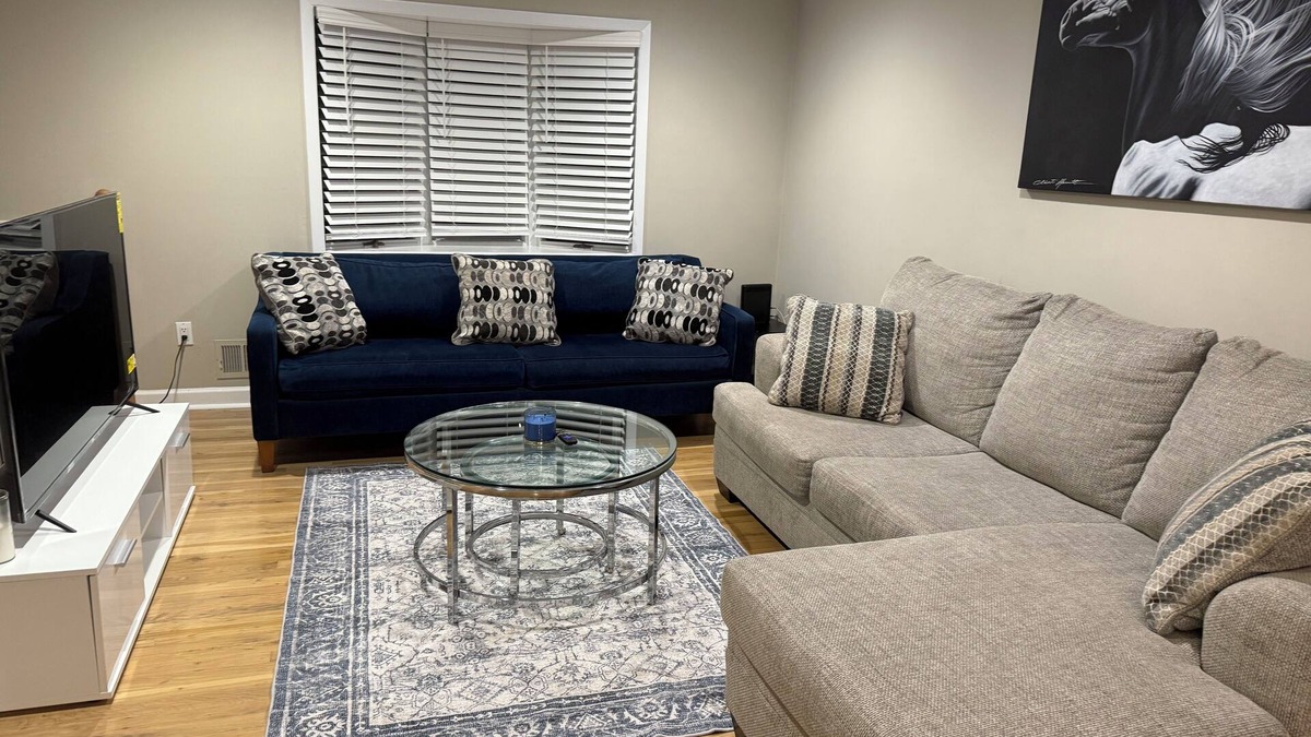 Long Island House | 3-bedroom cozy home in wonderful Selden , Great location close to all.