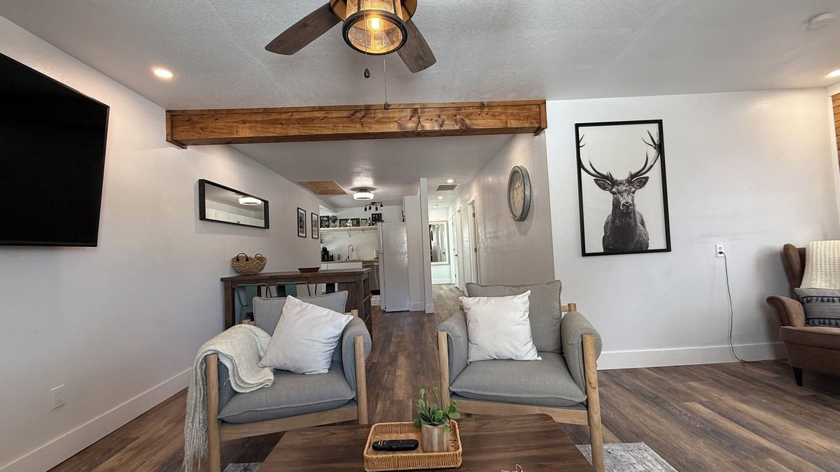 Scott City House | 3-bedroom duplex house in peaceful Scott City with free WiFi