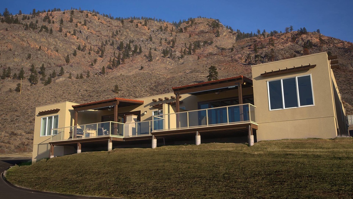 Okanagan-Similkameen House | 3 Bedroom Estate-The Residences at Spirit Ridge (access to Pools and Hot Tub)