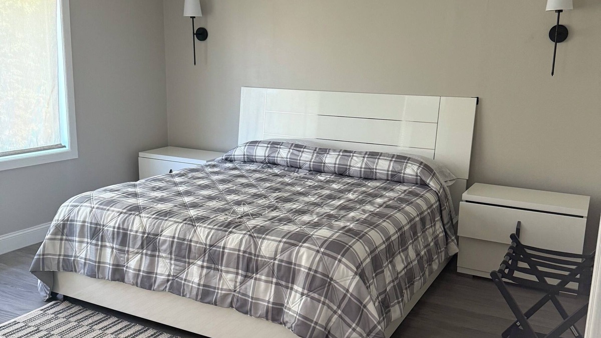 Des Moines House | 3-bedroom family friendly house in wonderful Des Moines WA