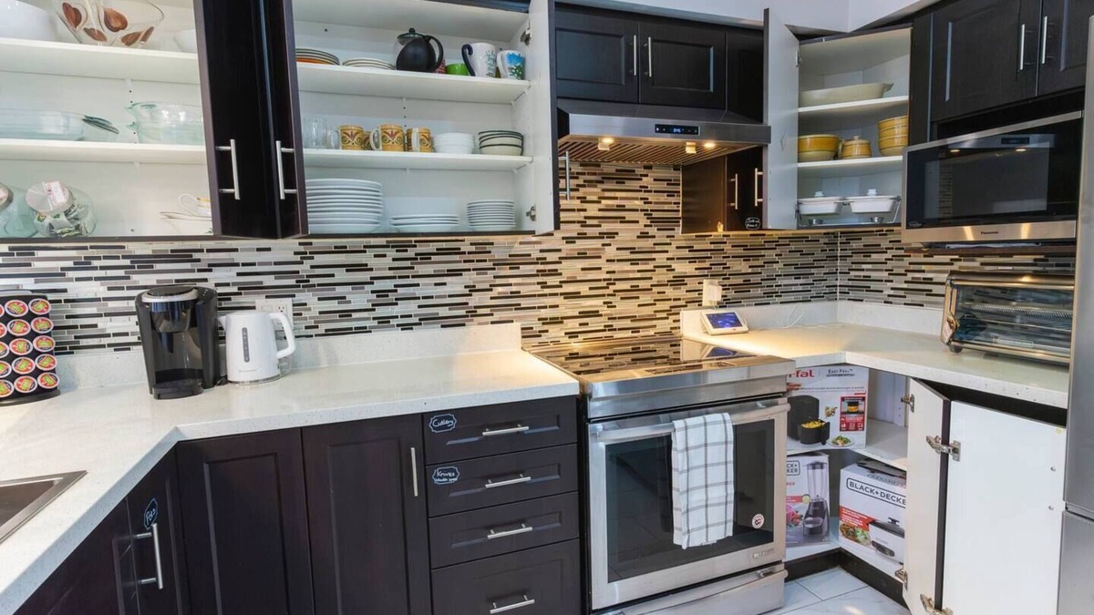 London House | 3 Bedroom Family Home Away from Home