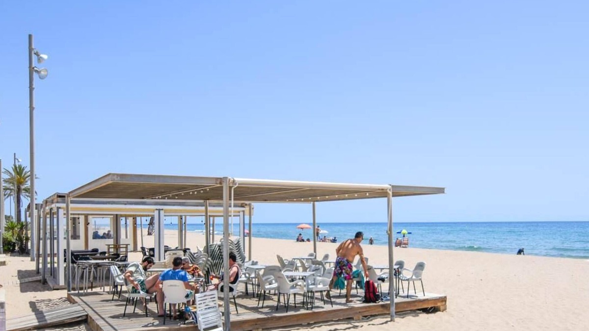 Sant Salvador Apartment | 3-bedroom flat on the beachfront, in Sant Salvador