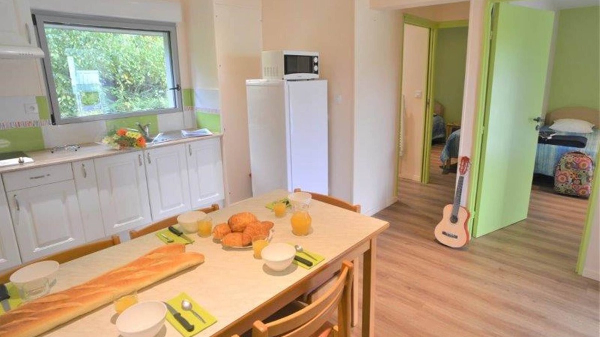 Merdrignac Ski Chalet | 3-bedroom gîte sleeps 6