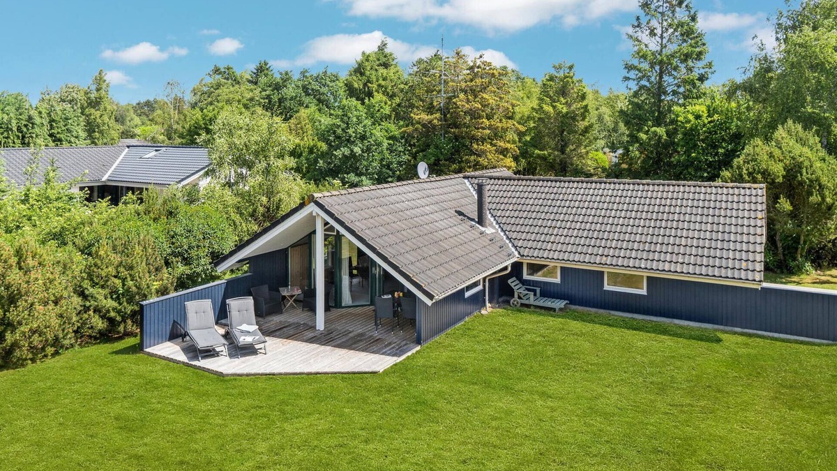 Bøtø By House | 3 bedroom gorgeous home in Væggerløse