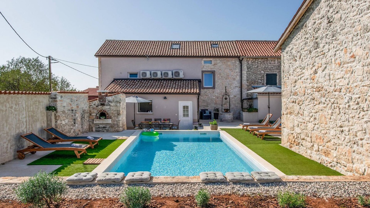 Cokuni House | 3 bedroom gorgeous home in Duga Uvala