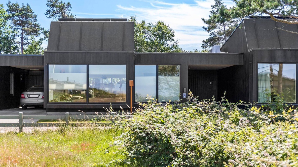 Smidstrup Strand House | 3 bedroom gorgeous home in Gilleleje