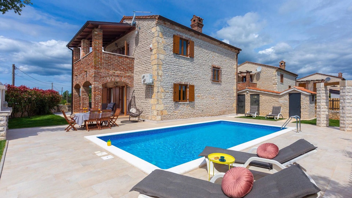 Cabrunici House | 3 bedroom gorgeous home in Cabrunici