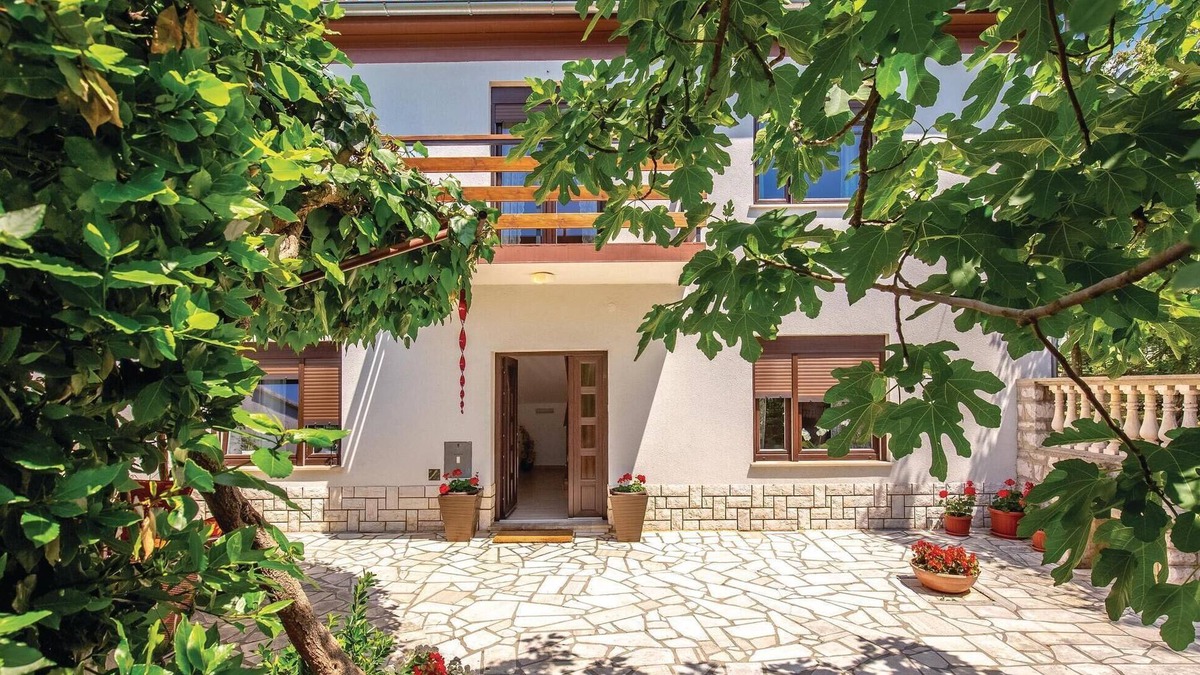 Jadranovo House | 3 bedroom gorgeous home in Jadranovo