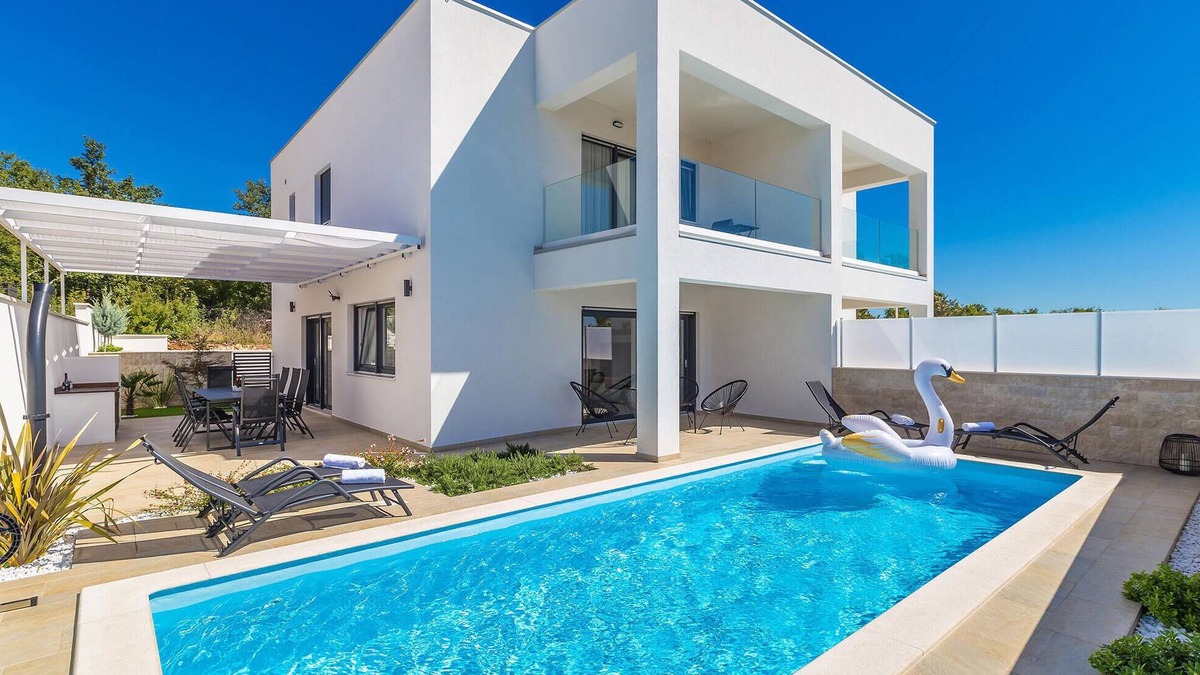 Linardici House | 3 bedroom gorgeous home in Linardici