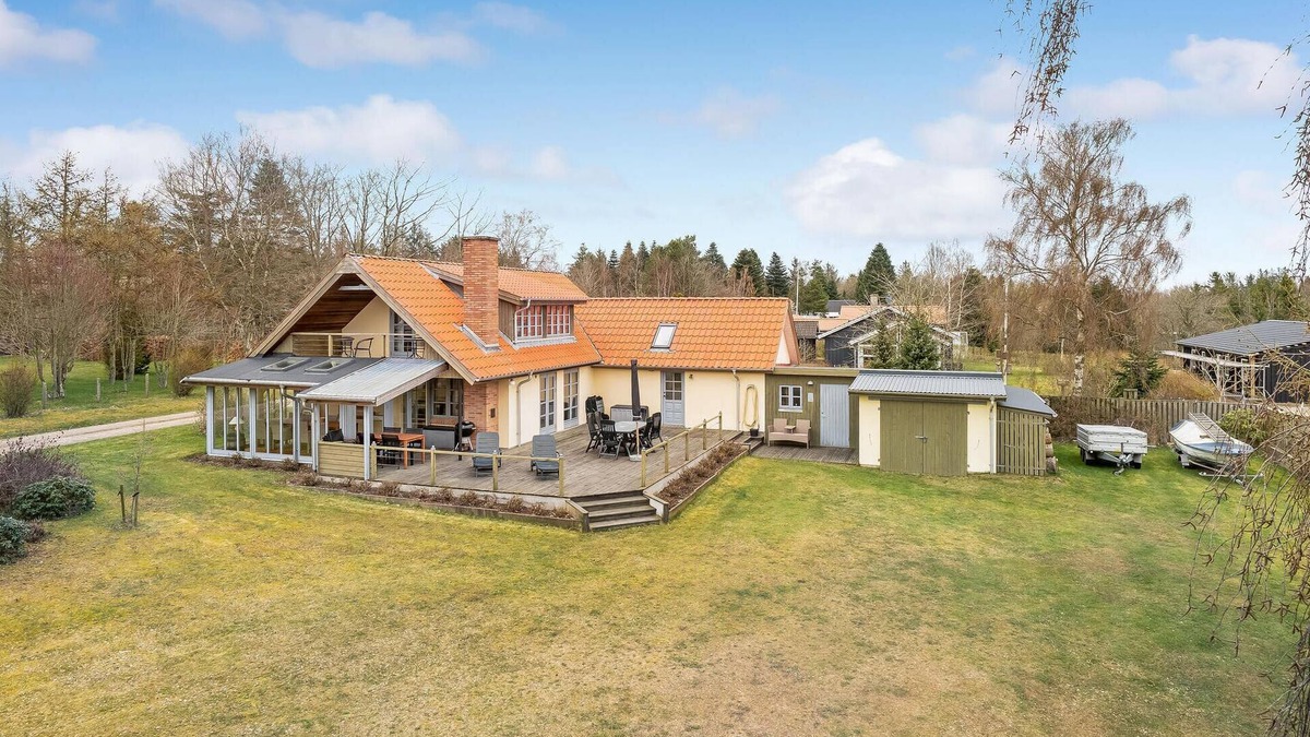 Sundstrup House | 3 bedroom gorgeous home in Højslev