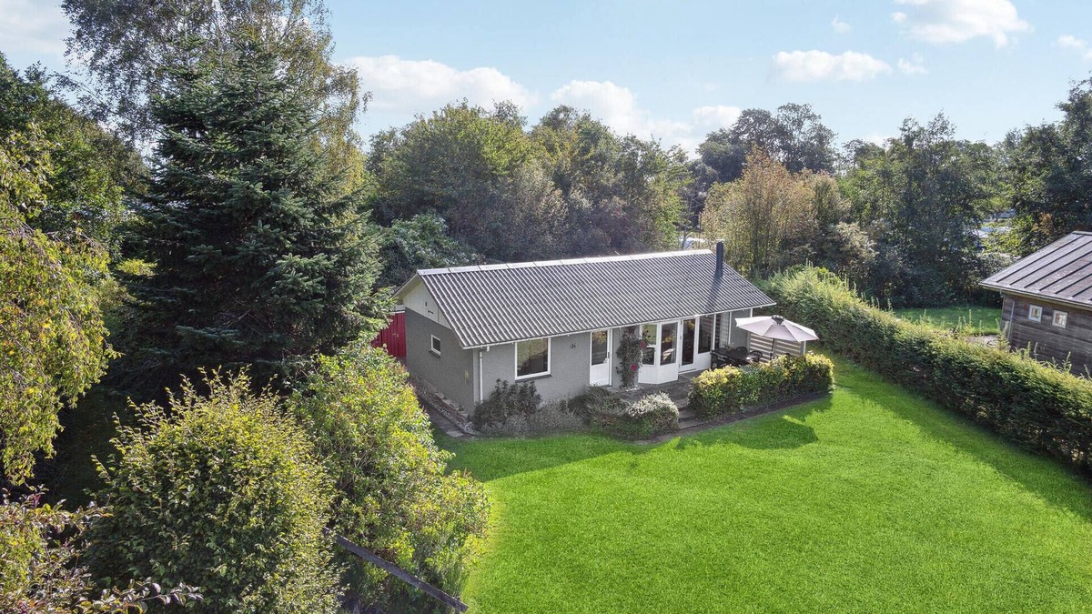 Beder Malling House | 3 bedroom gorgeous home in Malling