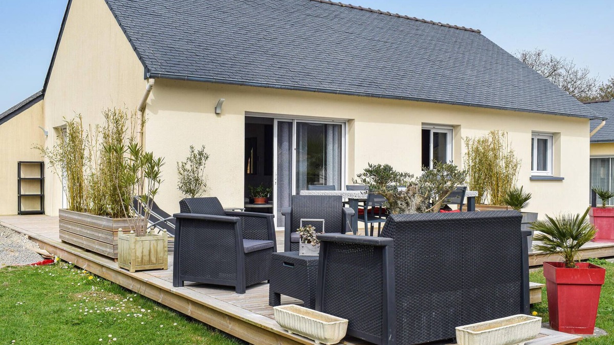Milizac-Guipronvel House | 3 bedroom gorgeous home in Milizac