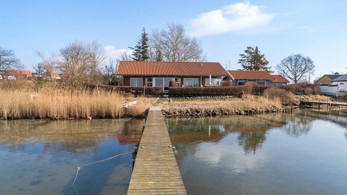 Hejlsminde Strand House | 3 bedroom gorgeous home in Hejls