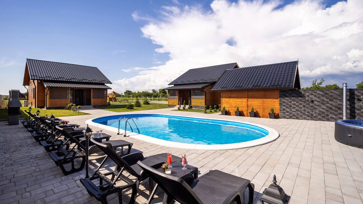 Bilje House | 3 bedroom gorgeous home in Bilje
