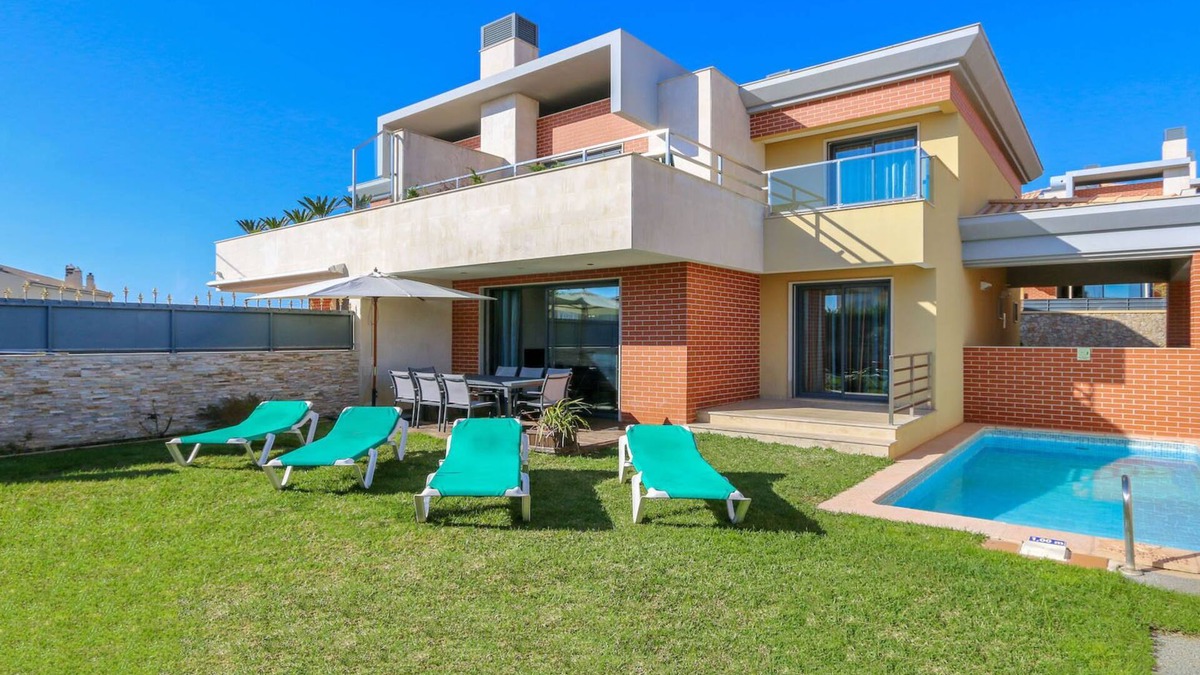 Mosqueira Villa | ★3 Bedroom, Holiday villa with Private Pool, Beach nearby in Albufeira