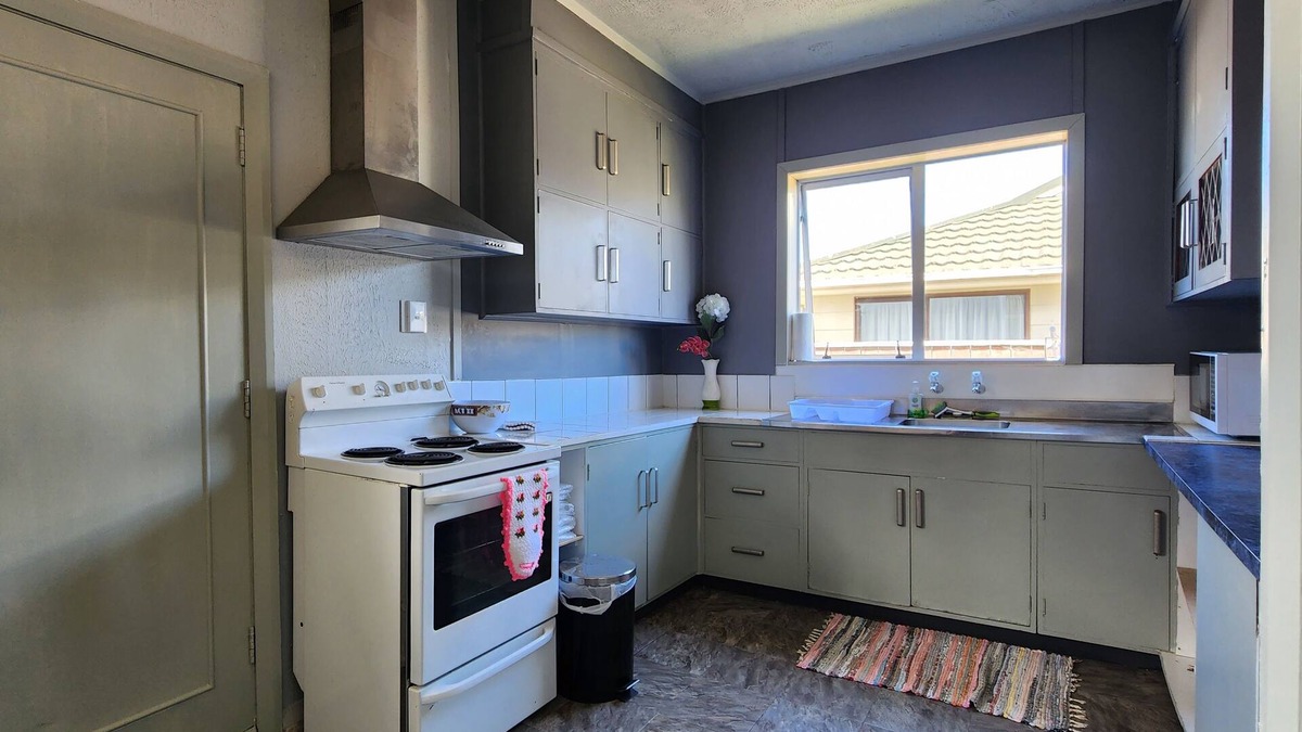Westport House | 3 Bedroom Home - Ideal for Groups and Families!