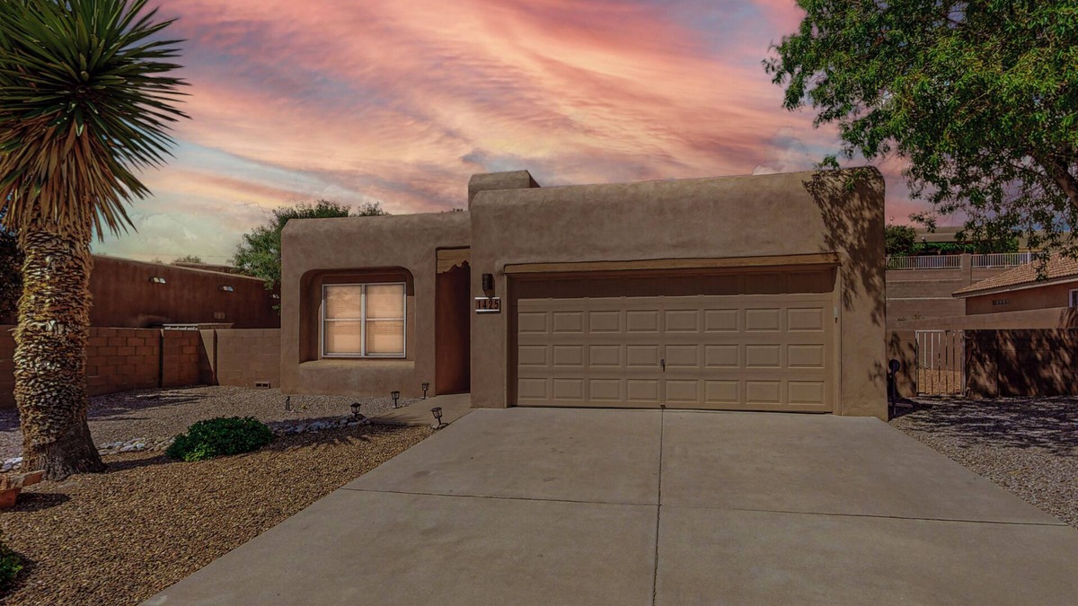 Corrales House | 3-bedroom home where Albuquerque, Corrales and Rio Rancho meet