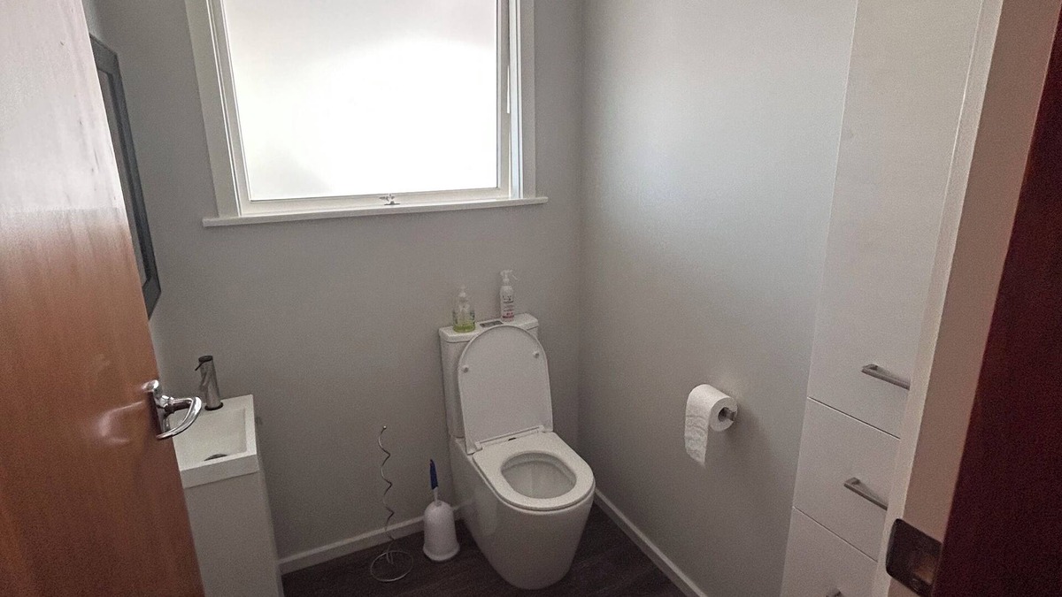 Ashburton House | 3 bedroom home with large yard