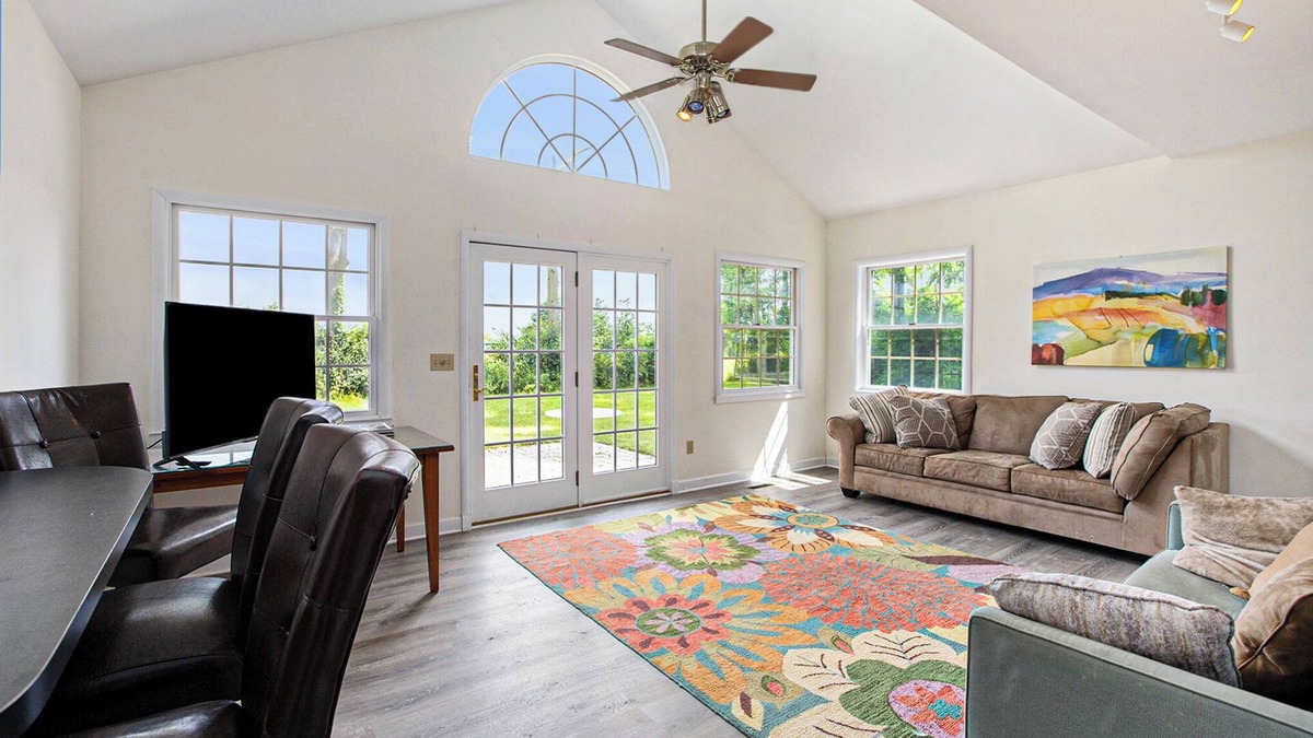 Bryant Pattengill West House | 3-bedroom house in Ann Arbor just across the golf course from The Big House.