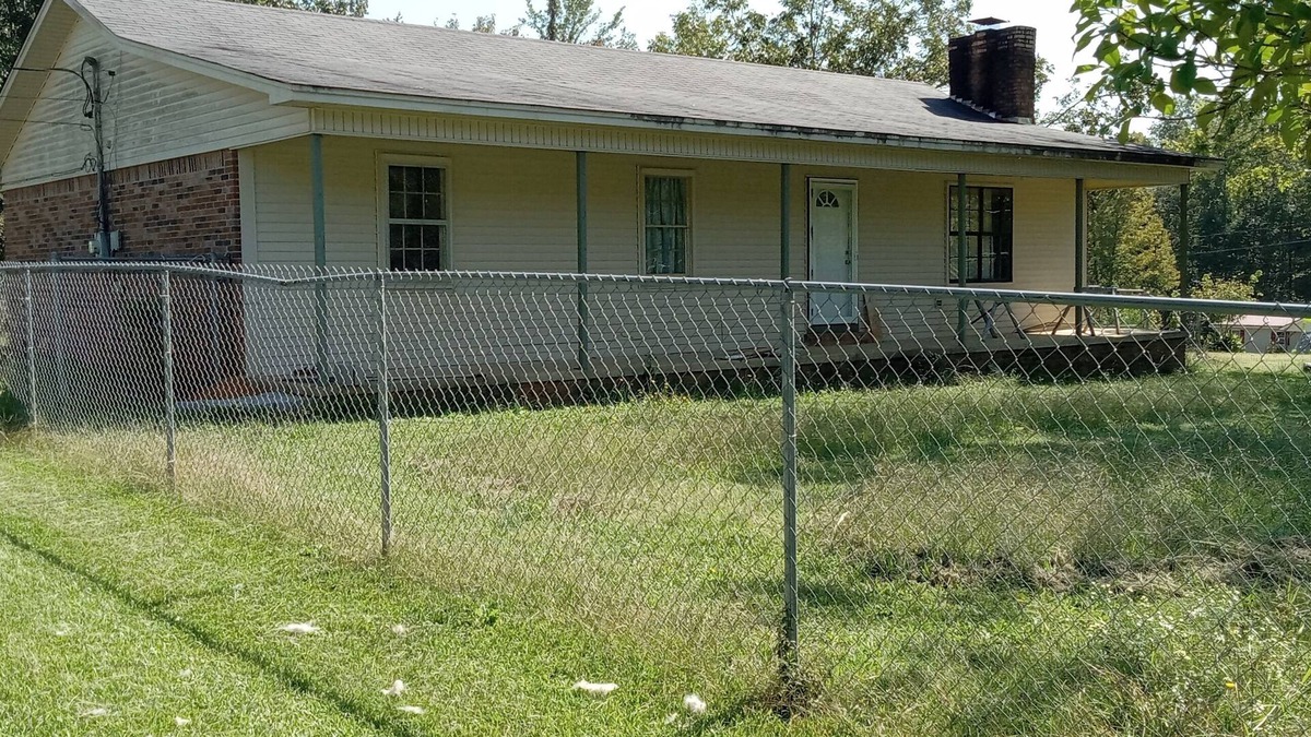 Corinth House | 3-bedroom house in awesome Corinth with WiFi, AC. No cleaning fees