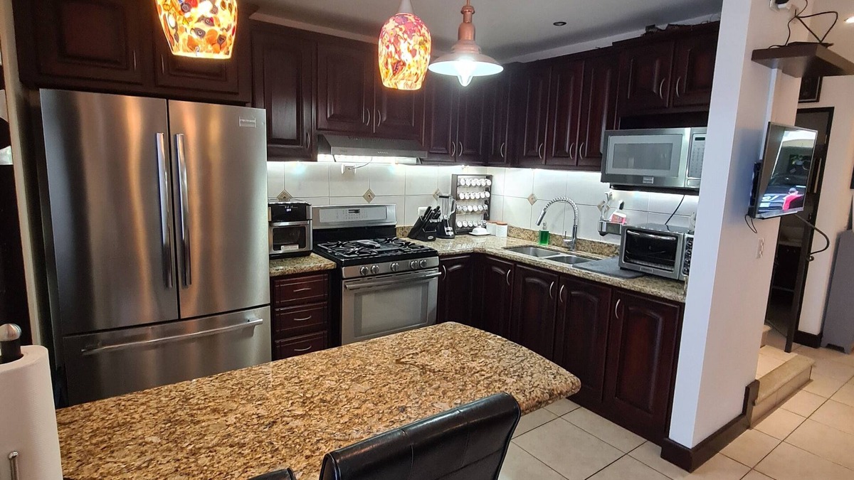La Guaria Apartment | 3 bedroom house in condominium