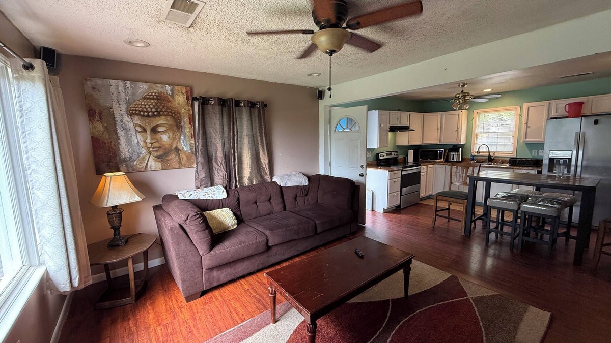 Kannapolis House | 3-bedroom house in charming Kannapolis with AC