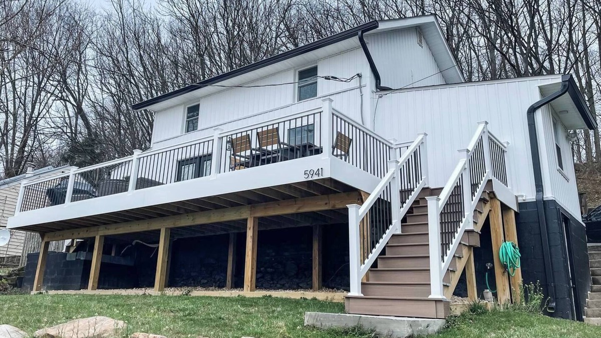 Boonsboro House | 3-bedroom house in charming Boonsboro with WiFi, AC, and a gorgeous view!