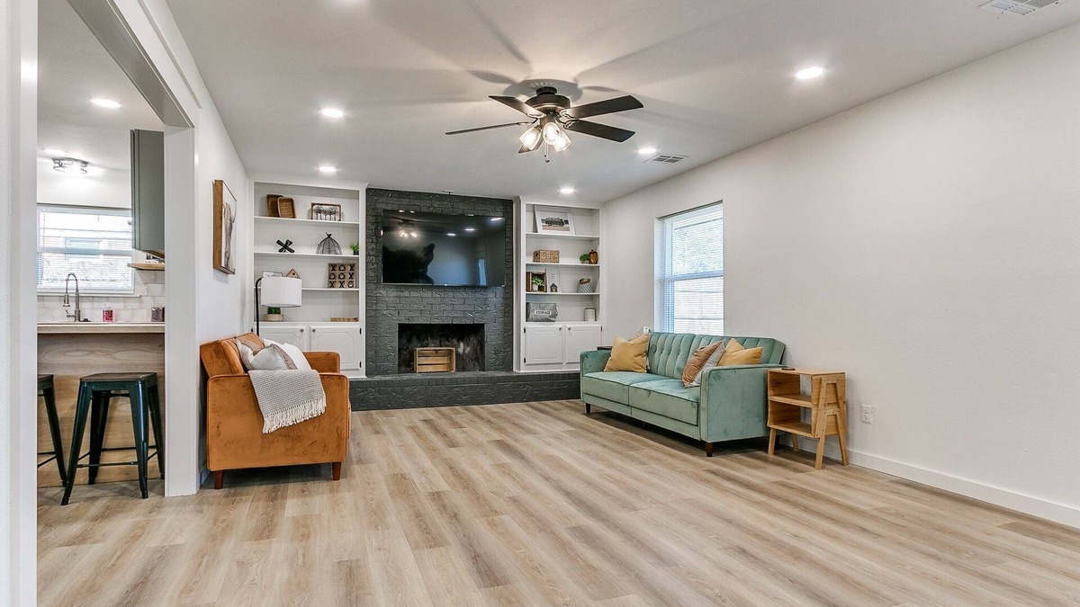 El Reno House | 3-bedroom house in El Reno near Lake and rt 66!