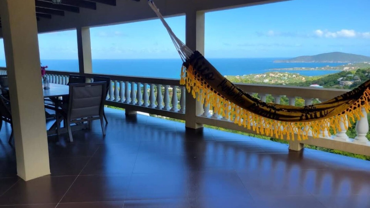 Estate Dorothea House | 3-bedroom house in fabulous St Thomas with AC, WiFi. Enjoy your stay