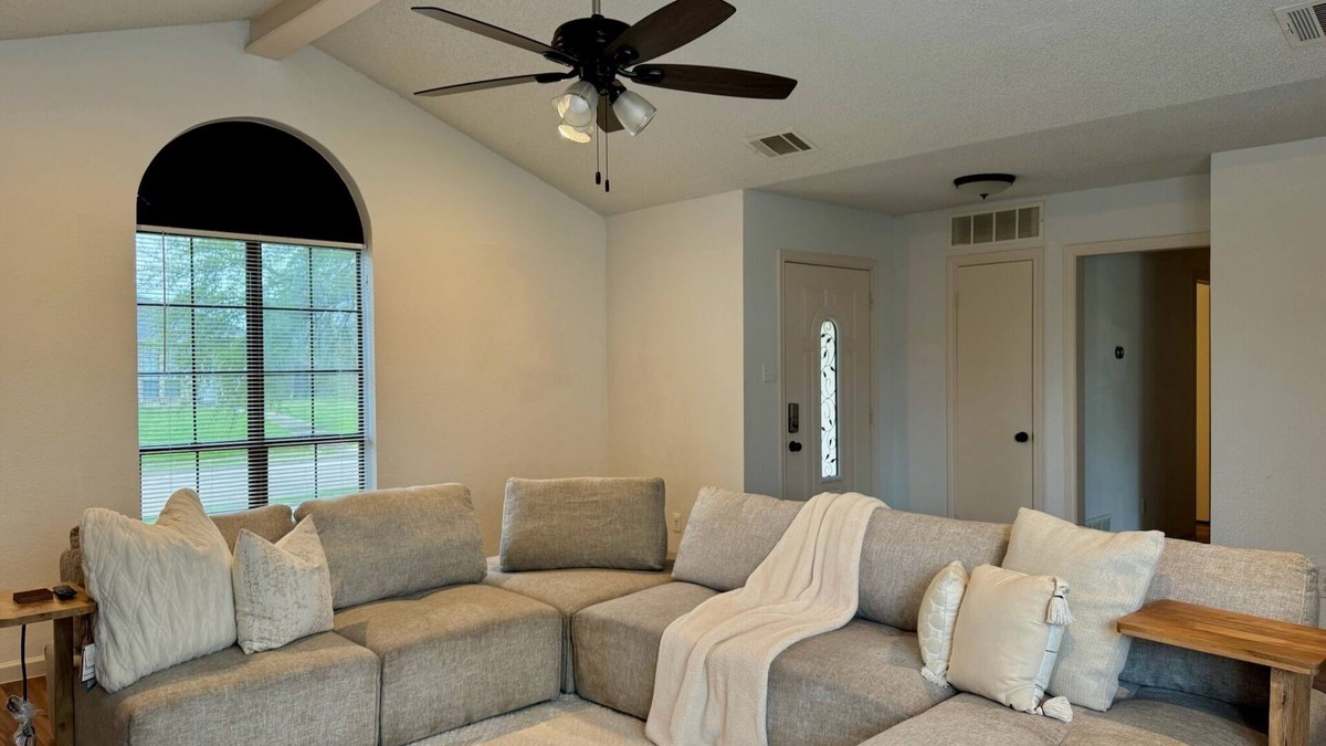 Wylie House | 3-bedroom house in fabulous Wylie with WiFi, AC