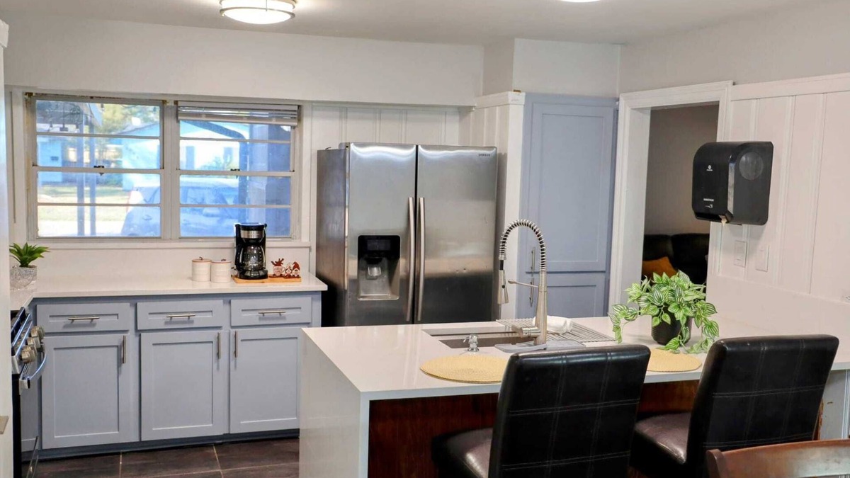 Kempwood House | 3-bedroom house in superb Houston with AC, WiFi. Enjoy your stay