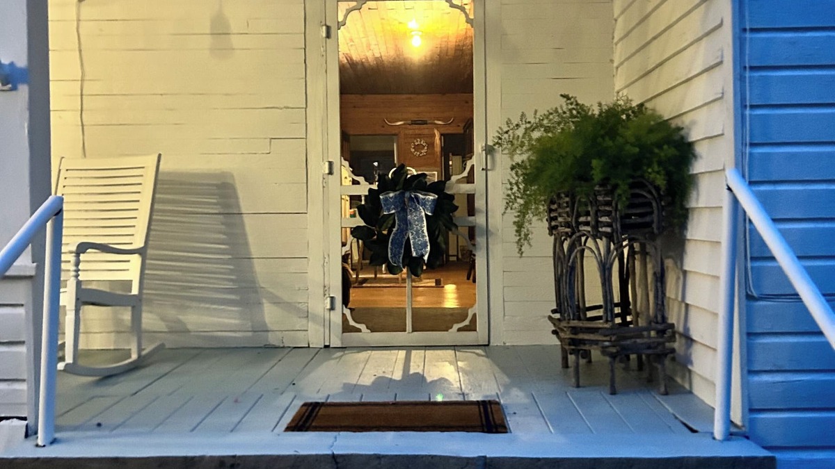 Preston House | 3-bedroom house in the heart of Noxubee and Kemper County with WiFi