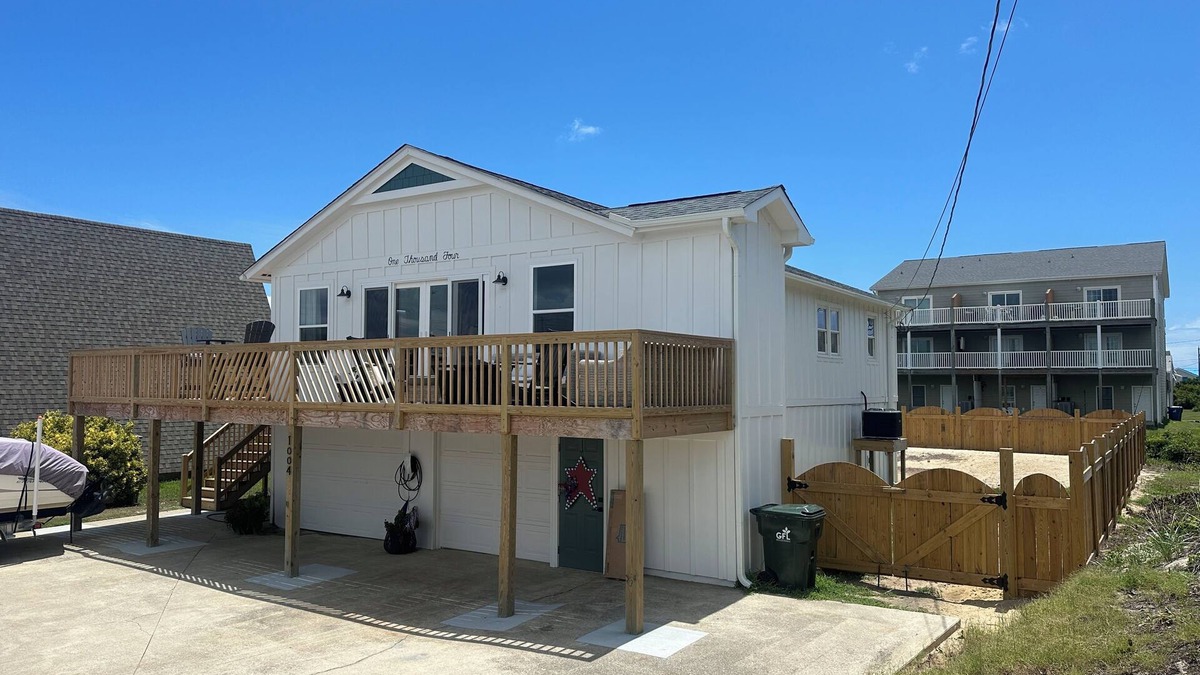 Atlantic Beach House | 3-bedroom house in amazing Atlantic Beach with beach access and ample parking