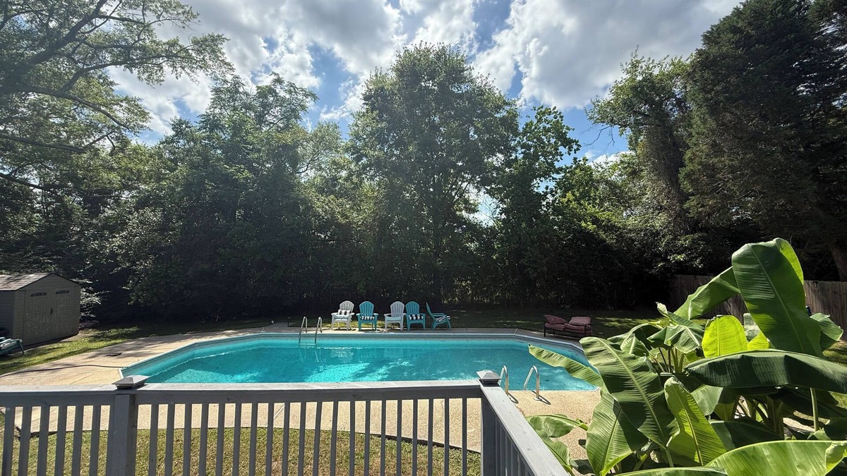 Dothan House | 3-bedroom house with pool in hometown Dothan.