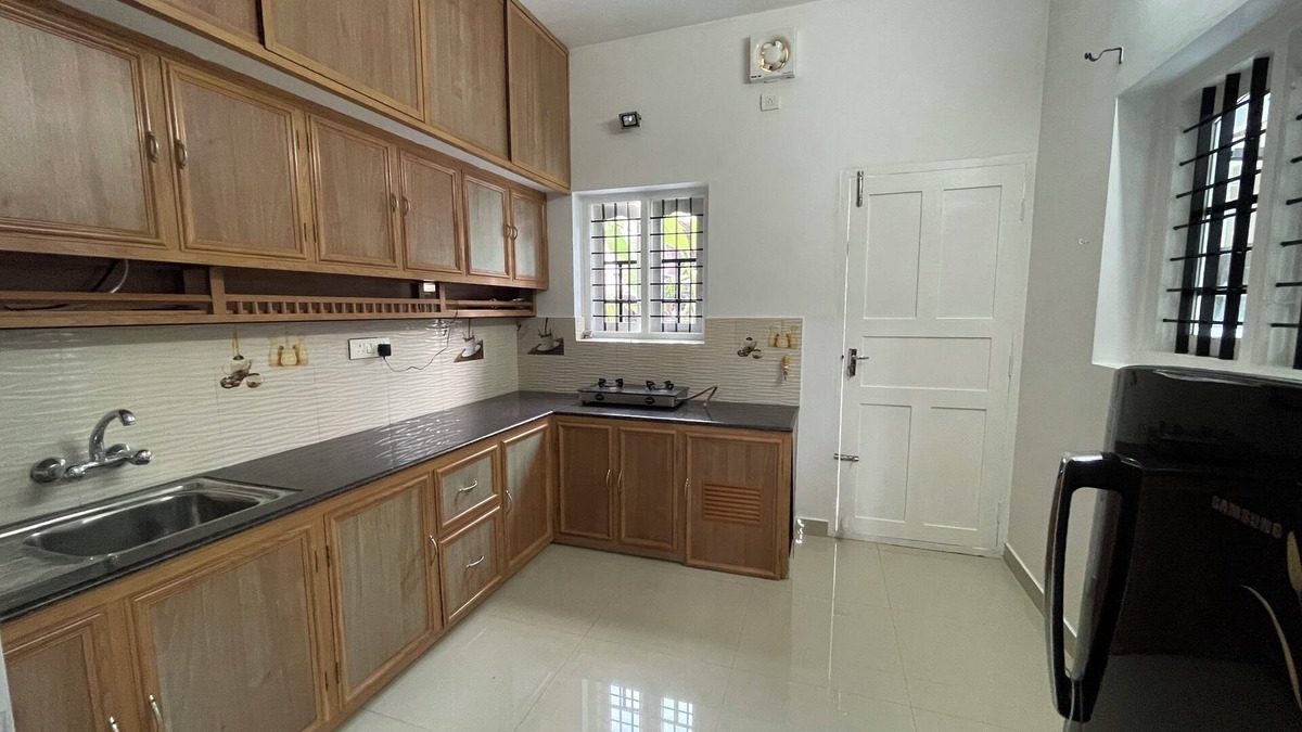 Kochi House | 3-bedroom independent bungalow in Kochi