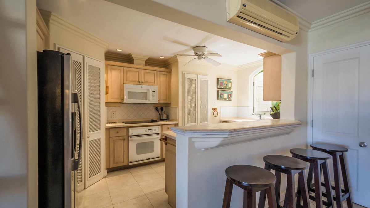 Saint Peter Parish Apartment | 3 Bedroom Lagoon Front Apartment