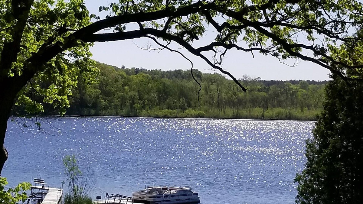 Campbellsport Cottage | 3-bedroom lake cottage in the Kettle Moraine State Forest
