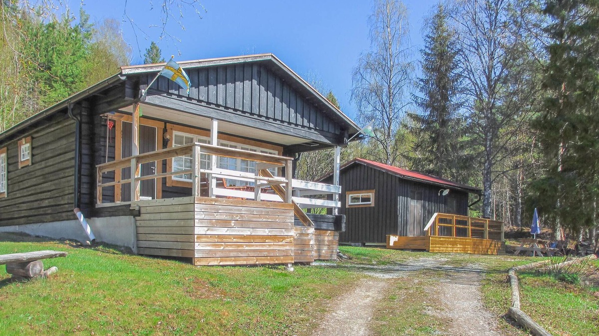 Baksjobodarna House | 3 bedroom lovely home in Bräcke