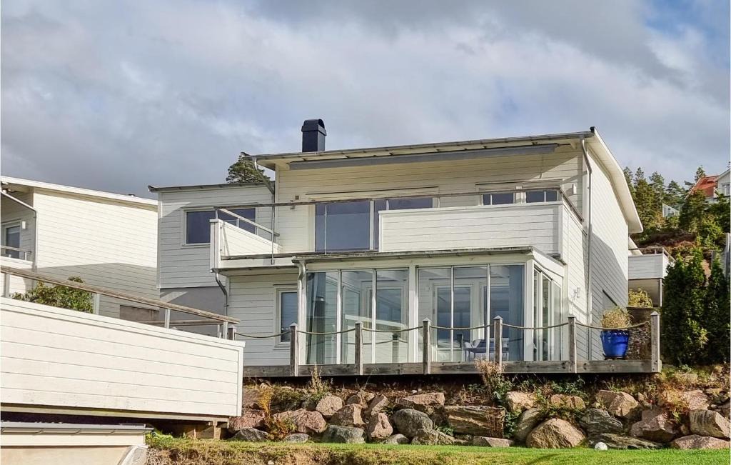Uddevalla Municipality House | 3 Bedroom Lovely Home In Uddevalla