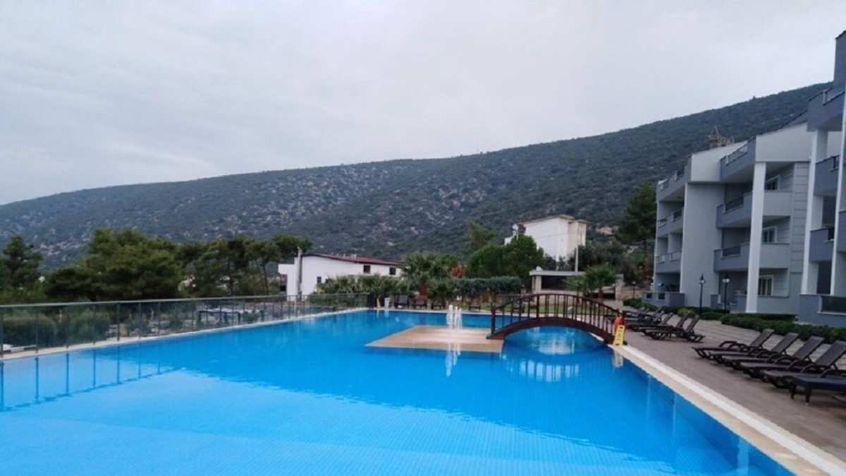 Akbuk Apartment | 3 Bedroom Modern Duplex overlooking Akbuk Bay