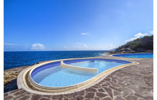 Capo D'arco Apartment | 3 Bedroom Nice Apartment In Rio Marina