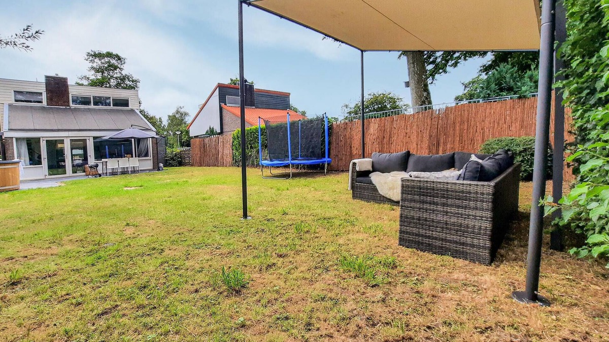 Heinkenszand House | 3 bedroom nice home in Heinkenszand