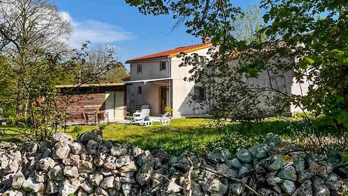 Lanisce House | 3 bedroom nice home in Lanisce