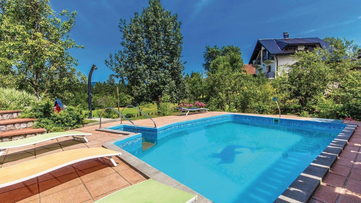 Presika House | 3 bedroom nice home in Moravice