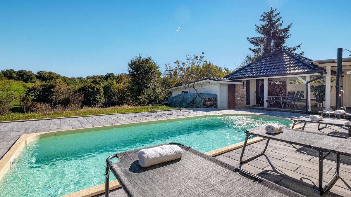 Kraljevec Sesvetski House | 3 bedroom nice home in Vurnovec
