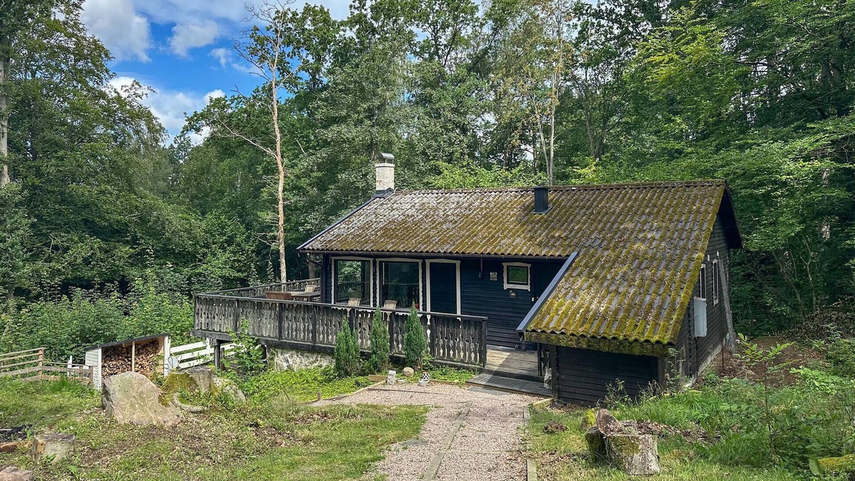 Horby House | 3 bedroom pet friendly home in Hörby