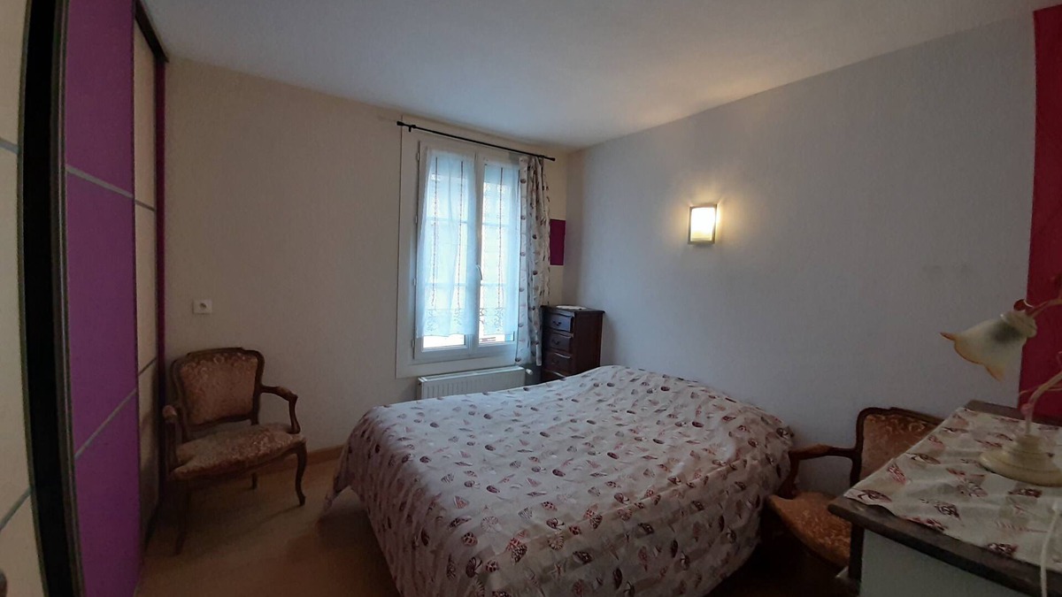 Le Mele-sur-Sarthe House | 3 Bedroom Private vacation home in Le Mêle-sur-Sarthe